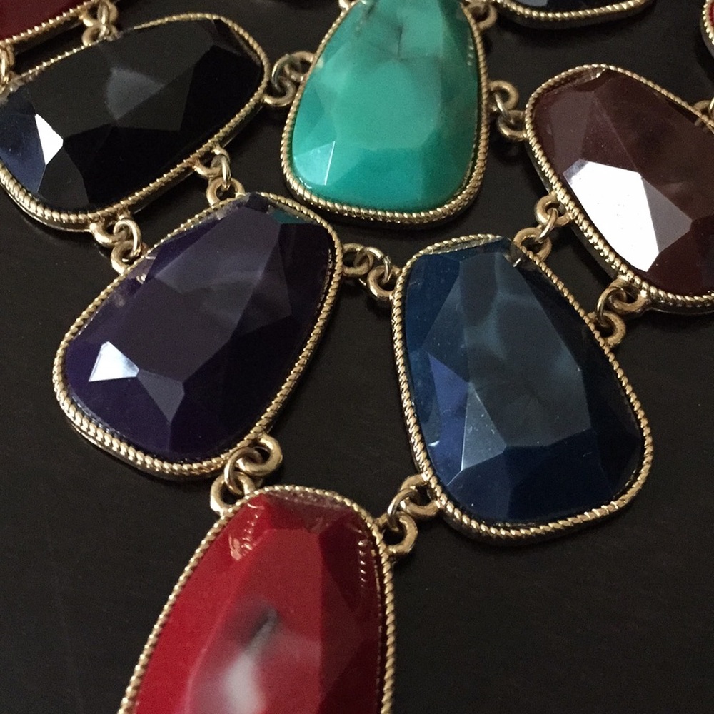 Colorful Statement Necklace - Picture 2 of 3